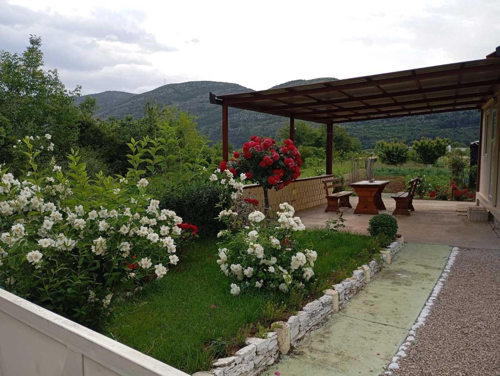 Villa Smjestaj Dada Trebinje Exterior foto