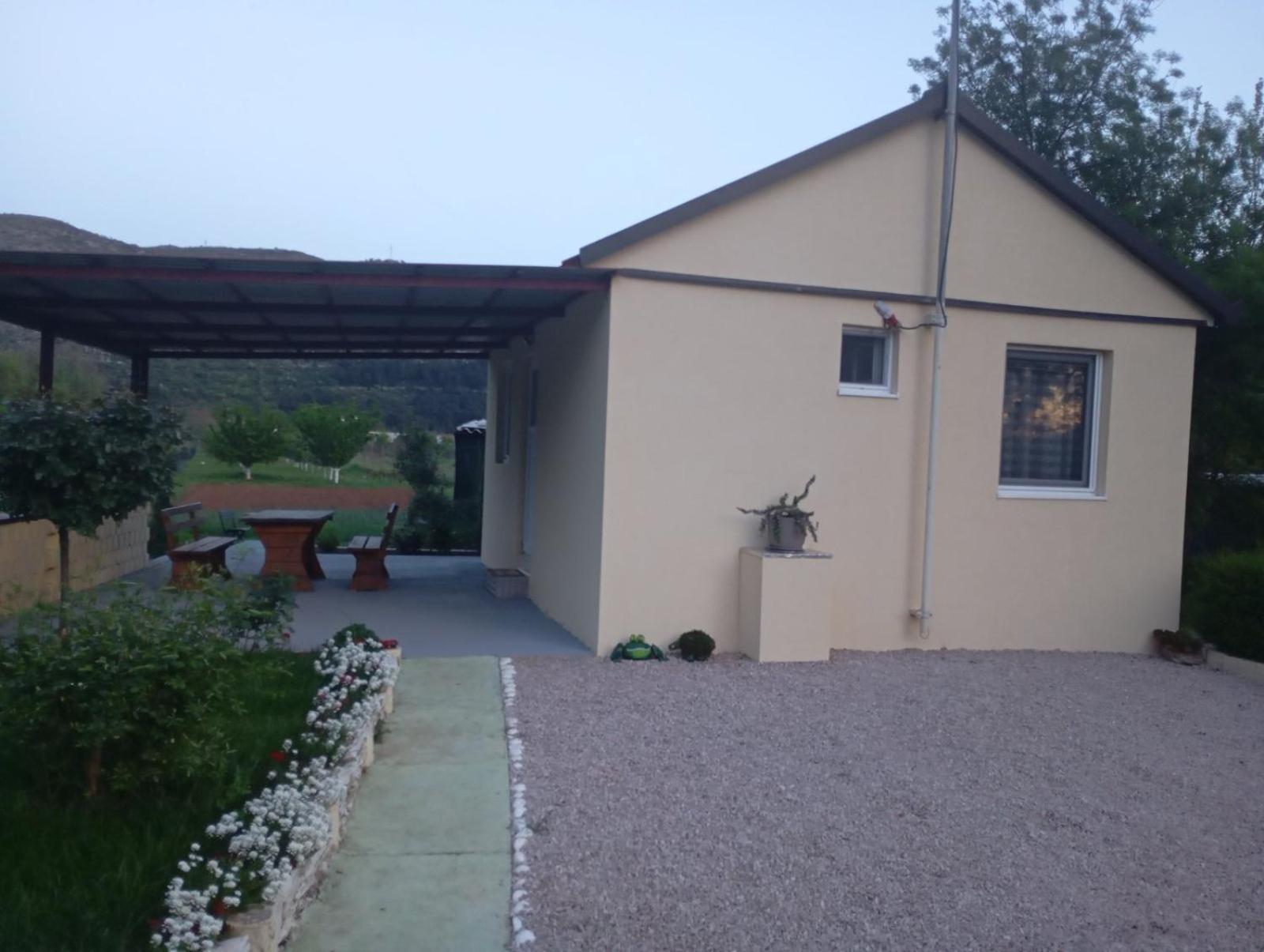 Villa Smjestaj Dada Trebinje Exterior foto