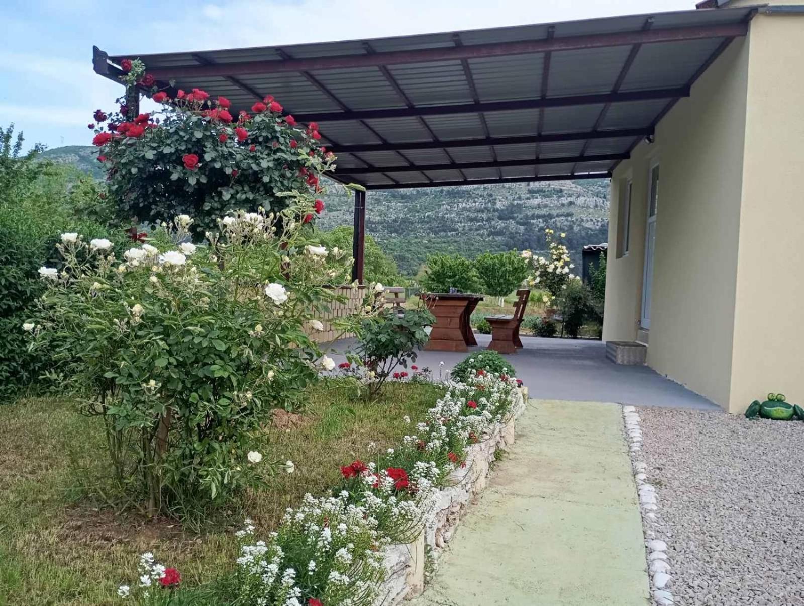 Villa Smjestaj Dada Trebinje Exterior foto